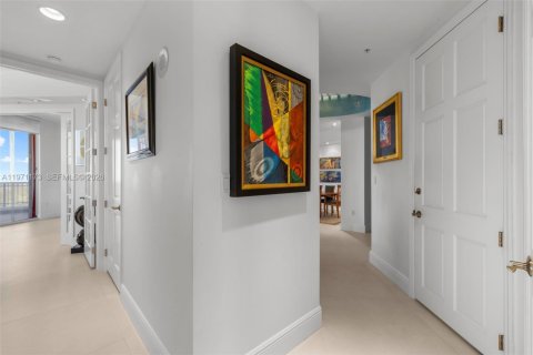 Condominio en venta en Coral Gables, Florida, 3 dormitorios, 195.09 m2 № 2038328 - foto 24