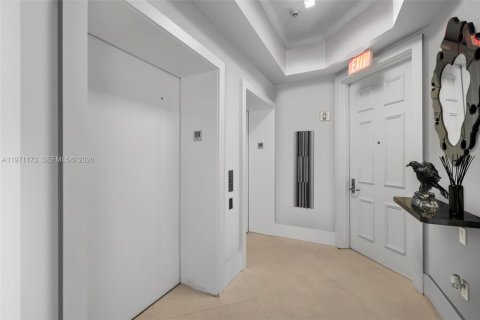 Condominio en venta en Coral Gables, Florida, 3 dormitorios, 195.09 m2 № 2038328 - foto 6