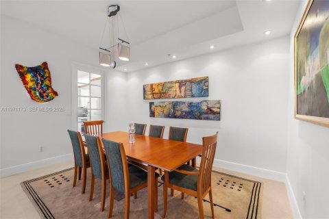 Condominio en venta en Coral Gables, Florida, 3 dormitorios, 195.09 m2 № 2038328 - foto 20