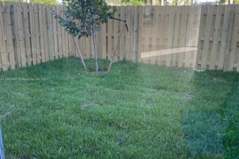 Casa en venta en Miami, Florida, 3 dormitorios, 131.27 m2 № 1967440 - foto 12