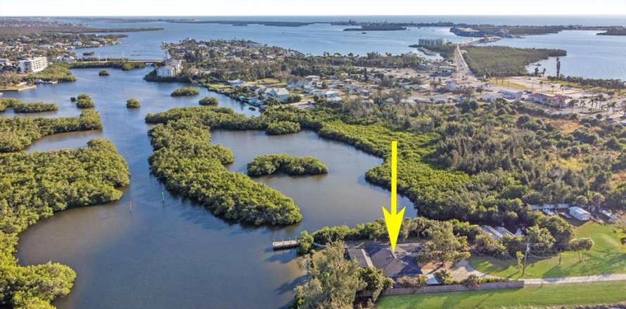Villa ou maison à Englewood, Floride 2 chambres, 148.55 m2 № 2216441