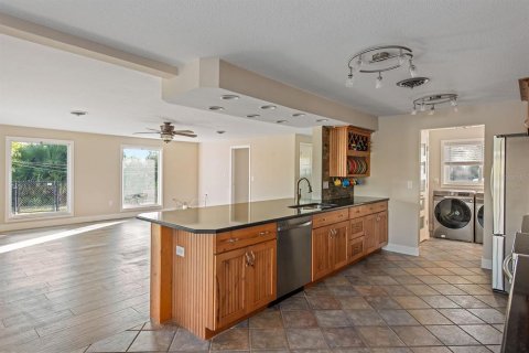 Villa ou maison à vendre à Englewood, Floride: 2 chambres, 148.55 m2 № 2216441 - photo 13