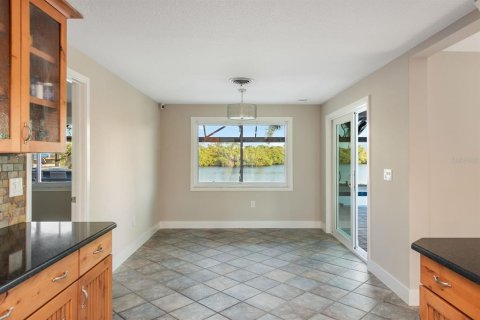 Villa ou maison à vendre à Englewood, Floride: 2 chambres, 148.55 m2 № 2216441 - photo 18