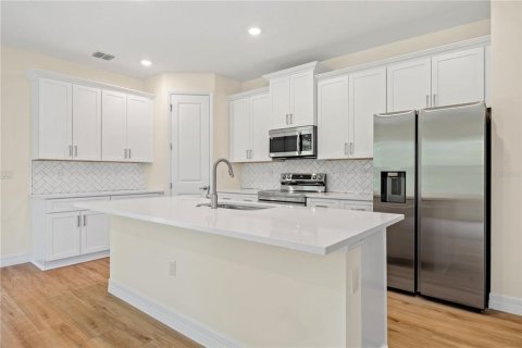 House in North Port, Florida 4 bedrooms, 184.88 sq.m. № 1426955 - photo 3