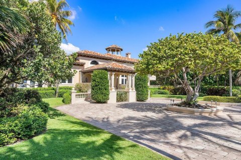 Villa ou maison à vendre à Manalapan, Floride: 5 chambres, 947.6 m2 № 2263151 - photo 2