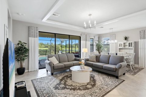 Villa ou maison à vendre à Port Charlotte, Floride: 3 chambres, 204.48 m2 № 2423601 - photo 4