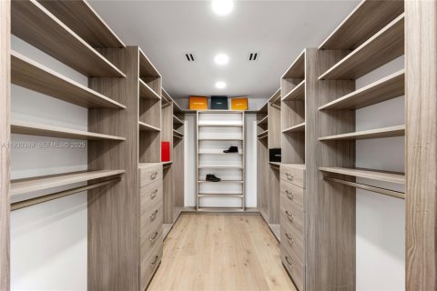 Купить виллу или дом в Бока-Ратон, Флорида 3 спальни, 243.22м2, № 1991722 - фото 23