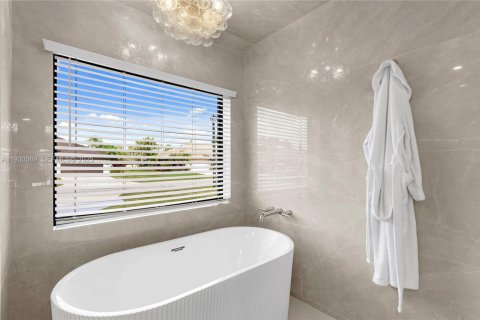 Купить виллу или дом в Бока-Ратон, Флорида 3 спальни, 243.22м2, № 1991722 - фото 21