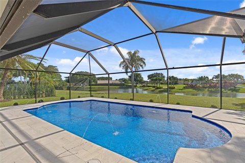 Купить виллу или дом в Бока-Ратон, Флорида 3 спальни, 243.22м2, № 1991722 - фото 16