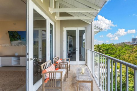 Снять в аренду кондоминиум в Майами, Флорида 1 спальня, 91.51м2, № 2049002 - фото 19