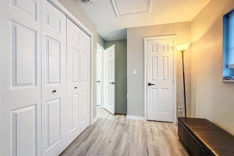 Villa ou maison à vendre à Saint Petersburg, Floride: 3 chambres, 135.82 m2 № 2398584 - photo 19
