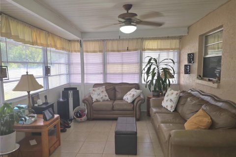 Villa ou maison à vendre à New Port Richey, Floride: 3 chambres, 119.19 m2 № 2344942 - photo 16