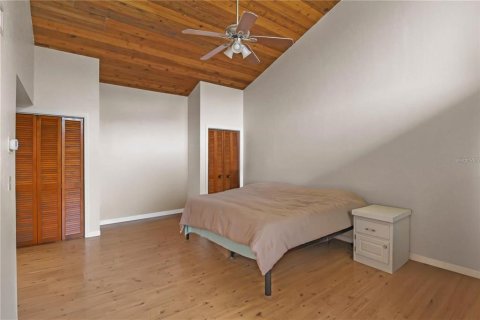 Condo in Haines City, Florida, 2 bedrooms  № 2195417 - photo 10