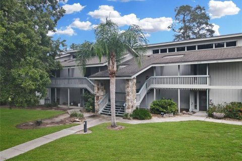 Condo in Haines City, Florida, 2 bedrooms  № 2195417 - photo 2