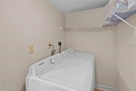 Condo in Haines City, Florida, 2 bedrooms  № 2195417 - photo 16