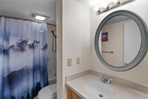 Condo in Haines City, Florida, 2 bedrooms  № 2195417 - photo 15