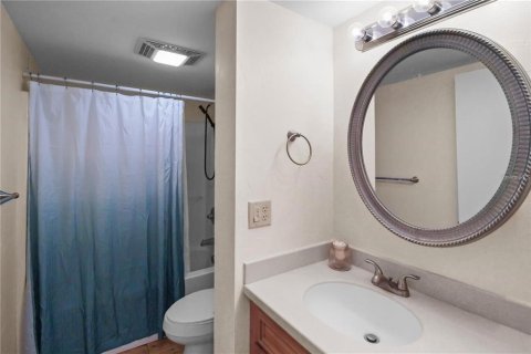Condo in Haines City, Florida, 2 bedrooms  № 2195417 - photo 12