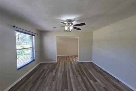 Casa en alquiler en Tampa, Florida, 3 dormitorios, 111.58 m2 № 1879734 - foto 6