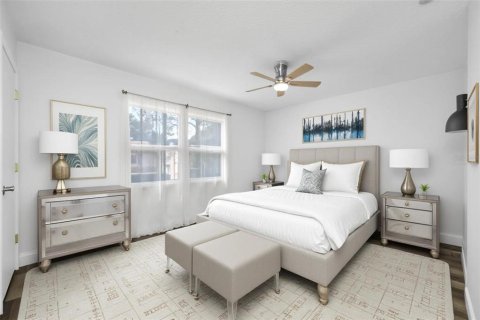 Townhouse in Oldsmar, Florida 2 bedrooms, 100.33 sq.m. № 2394203 - photo 17