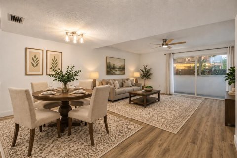 Townhouse in Oldsmar, Florida 2 bedrooms, 100.33 sq.m. № 2394203 - photo 9