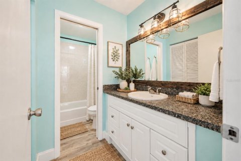 Townhouse in Oldsmar, Florida 2 bedrooms, 100.33 sq.m. № 2394203 - photo 16