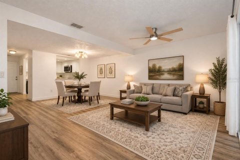 Townhouse in Oldsmar, Florida 2 bedrooms, 100.33 sq.m. № 2394203 - photo 8
