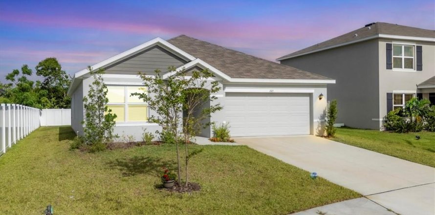 Casa en Bradenton, Florida 3 dormitorios, 155.33 m2 № 1775577