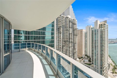 Condo in Miami, Florida, 2 bedrooms  № 2082106
