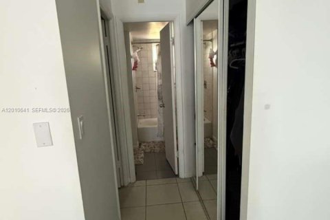 Condominio en venta en Miami, Florida, 1 dormitorio, 77.11 m2 № 2091023 - foto 13