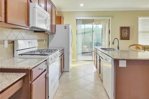 Villa ou maison à vendre à Davenport, Floride: 2 chambres, 134.34 m2 № 2420135 - photo 4
