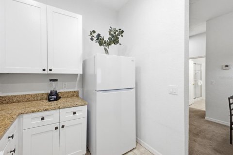 Condo in Davenport, Florida, 3 bedrooms  № 2122181 - photo 12