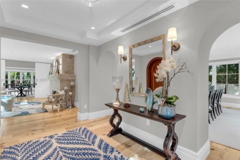 Купить виллу или дом в Корал-Гейблс, Флорида 5 спален, 472.87м2, № 1997615 - фото 6