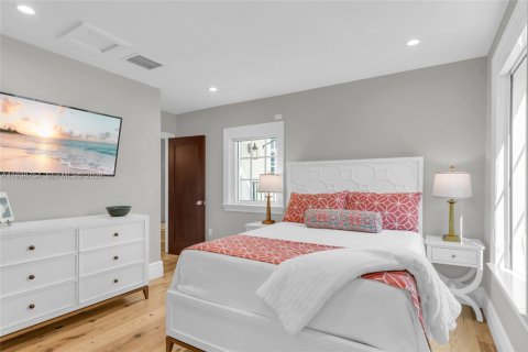 Купить виллу или дом в Корал-Гейблс, Флорида 5 спален, 472.87м2, № 1997615 - фото 29