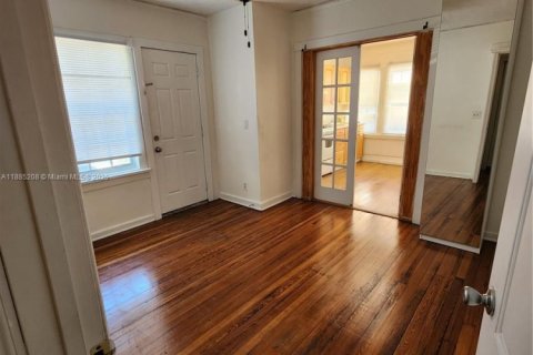 Снять в аренду кондоминиум в Уэст-Палм-Бич, Флорида 2 спальни, 384.71м2, № 1931485 - фото 10