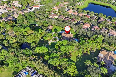 House in Delray Beach, Florida 4 bedrooms, 324.97 sq.m. № 2190892 - photo 6