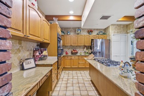 House in Delray Beach, Florida 4 bedrooms, 324.97 sq.m. № 2190892 - photo 27