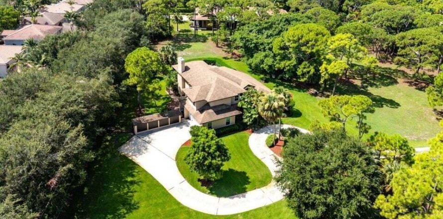House in Delray Beach, Florida 4 bedrooms, 324.97 sq.m. № 2190892