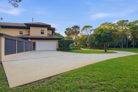 House in Delray Beach, Florida 4 bedrooms, 324.97 sq.m. № 2190892 - photo 9