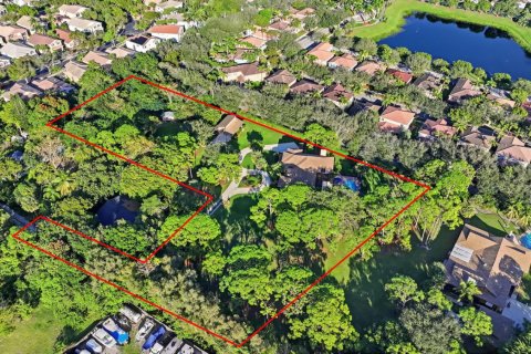 House in Delray Beach, Florida 4 bedrooms, 324.97 sq.m. № 2190892 - photo 2