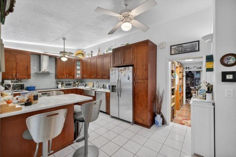 Casa en venta en Fort Lauderdale, Florida, 4 dormitorios, 201.51 m2 № 2261454 - foto 15