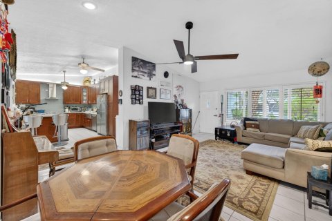 Casa en venta en Fort Lauderdale, Florida, 4 dormitorios, 201.51 m2 № 2261454 - foto 11