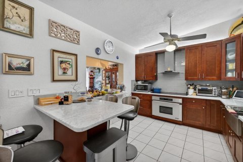 Casa en venta en Fort Lauderdale, Florida, 4 dormitorios, 201.51 m2 № 2261454 - foto 16