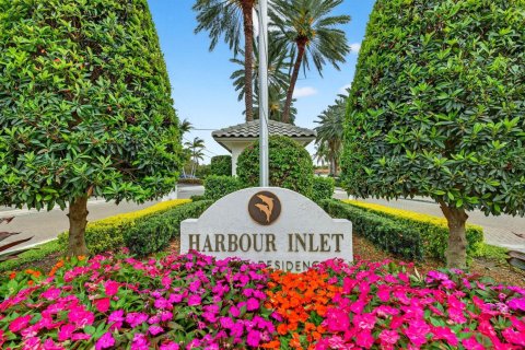 Casa en venta en Fort Lauderdale, Florida, 4 dormitorios, 201.51 m2 № 2261454 - foto 3