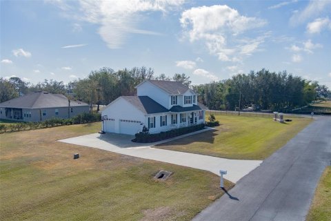 House in Wimauma, Florida 4 bedrooms, 200.3 sq.m. № 1527028 - photo 5