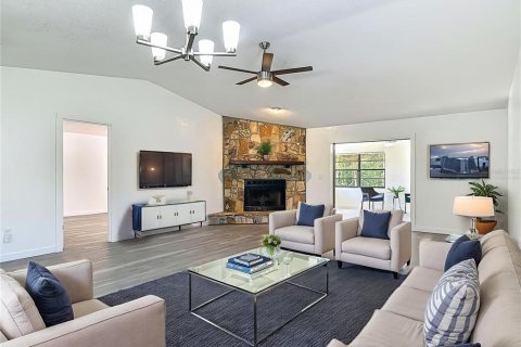 Townhouse in Ormond Beach, Florida 2 bedrooms, 140.75 sq.m. № 1884643 - photo 7