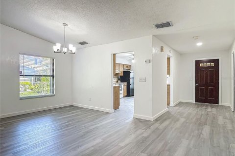 Townhouse in Ormond Beach, Florida 2 bedrooms, 140.75 sq.m. № 1884643 - photo 6