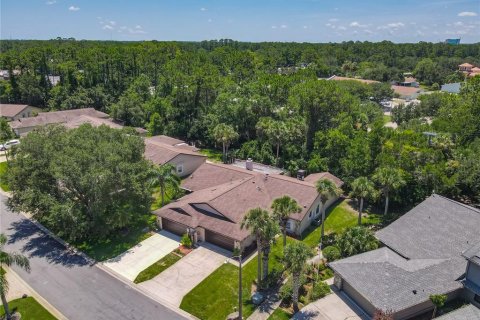 Townhouse in Ormond Beach, Florida 2 bedrooms, 140.75 sq.m. № 1884643 - photo 2