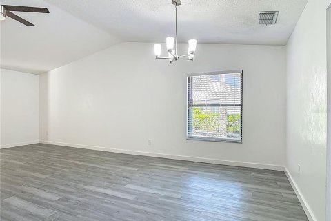Townhouse in Ormond Beach, Florida 2 bedrooms, 140.75 sq.m. № 1884643 - photo 12