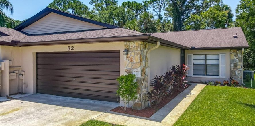Townhouse in Ormond Beach, Florida 2 bedrooms, 140.75 sq.m. № 1884643