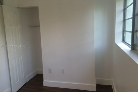 Apartamento en alquiler en Miami Beach, Florida, 3 dormitorios, 102.19 m2 № 2023177 - foto 11